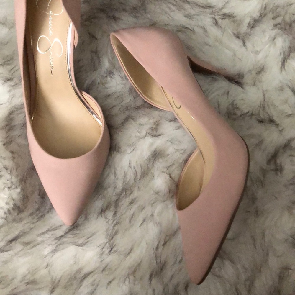 Jessica Simpson nude pink heels Size 8 brand new